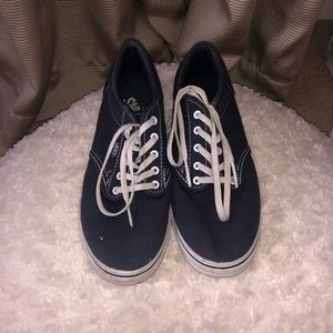 navy blue vans